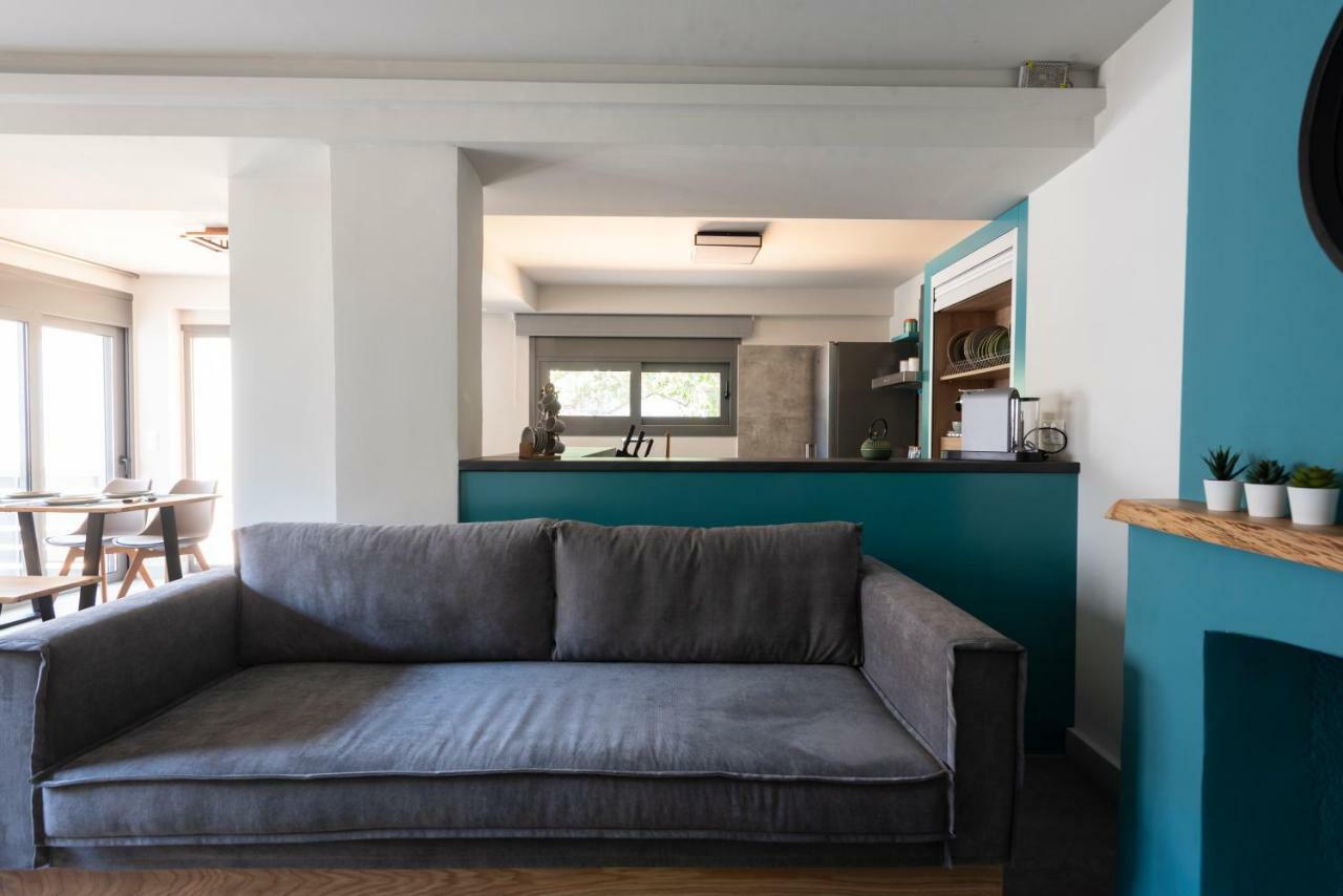 Groundfloor 2Br Apt With Smallyard Near The Heart Of Kalamata Exterior photo