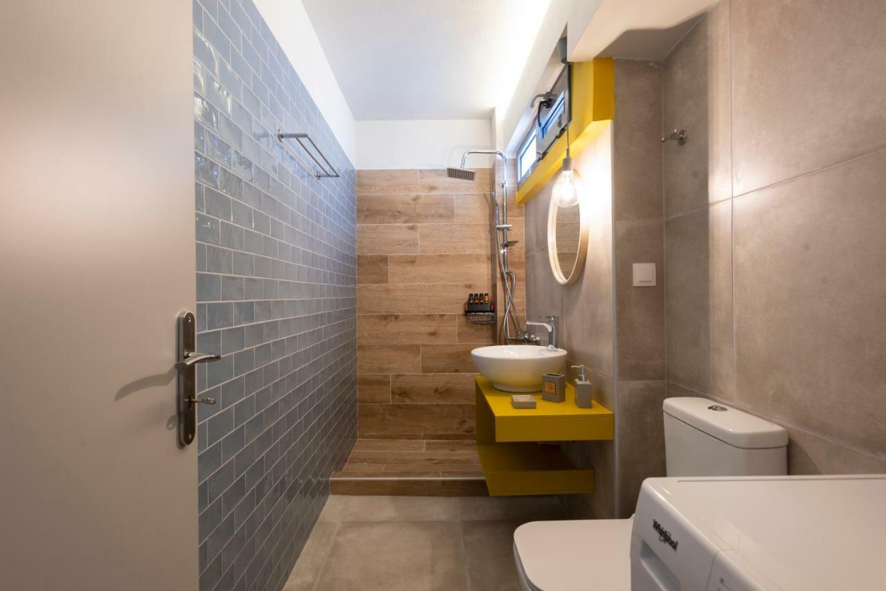 Groundfloor 2Br Apt With Smallyard Near The Heart Of Kalamata Exterior photo